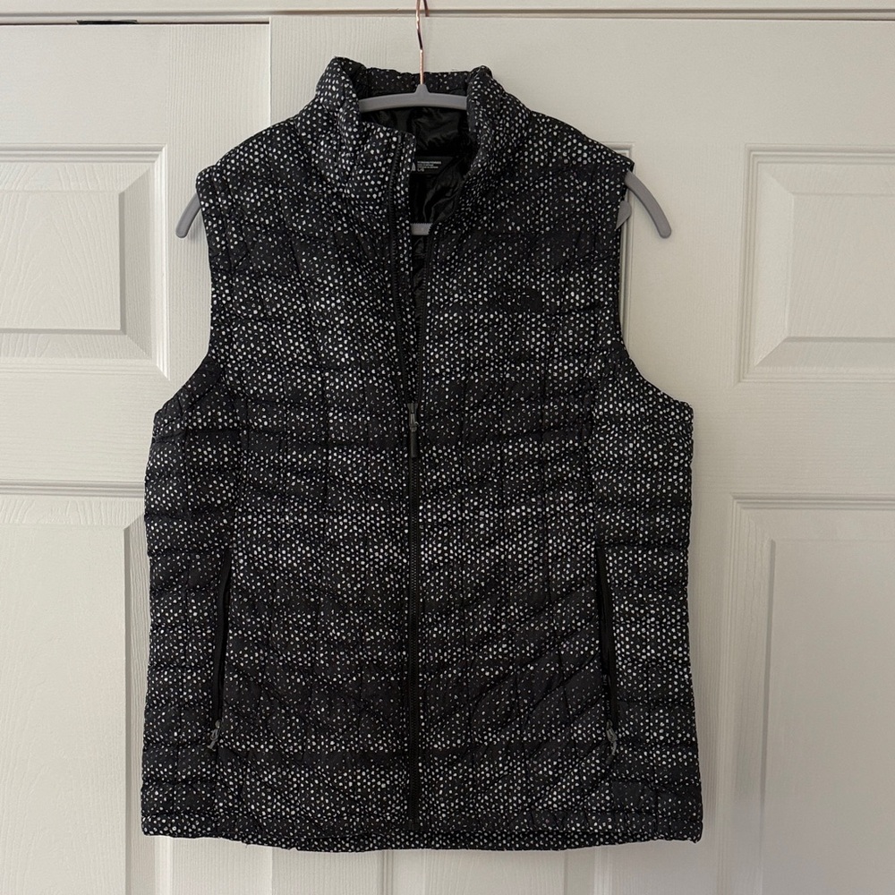 The North Face Black & White Speckled Quilted Vest